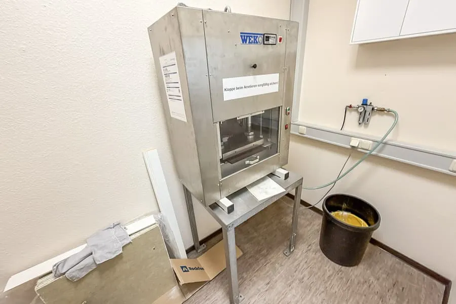 Laborpresse Weko