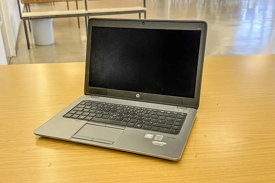 Ordinateur portable HP EliteBook 840