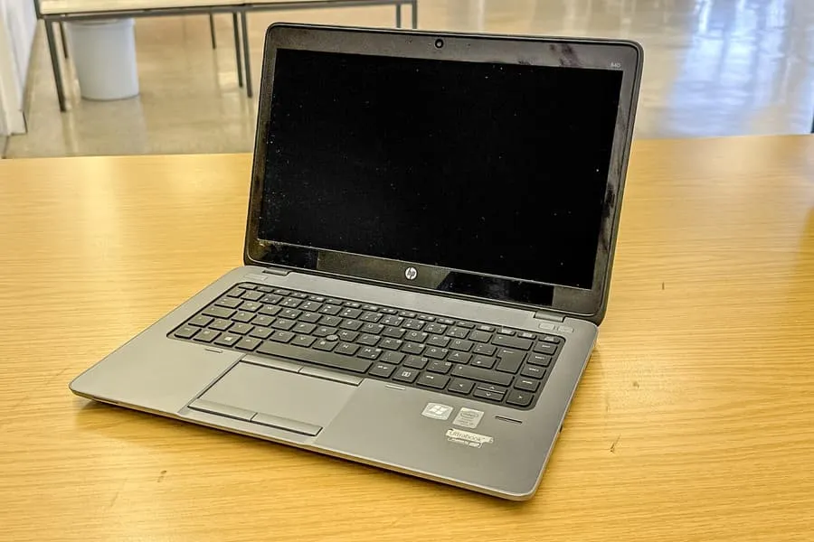 Ordinateur portable HP EliteBook 840