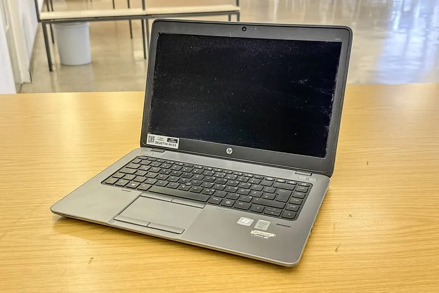 Ordinateur portable HP EliteBook 840