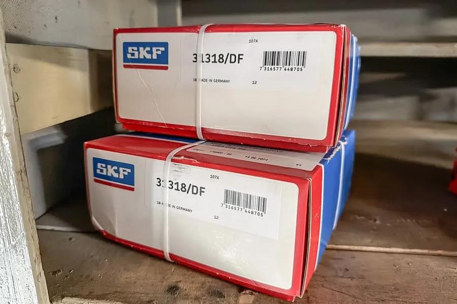 2 Rollen Kugellager SKF 31318/DF