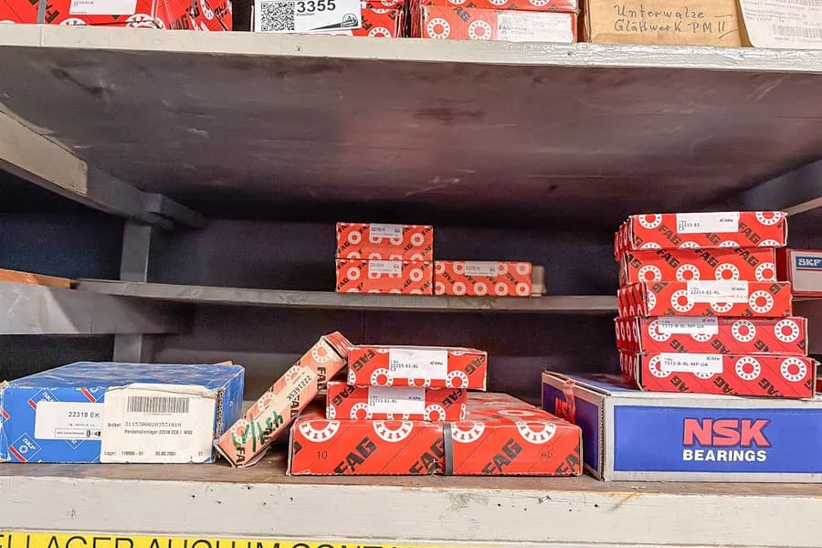 Shelf level contents: ball bearings