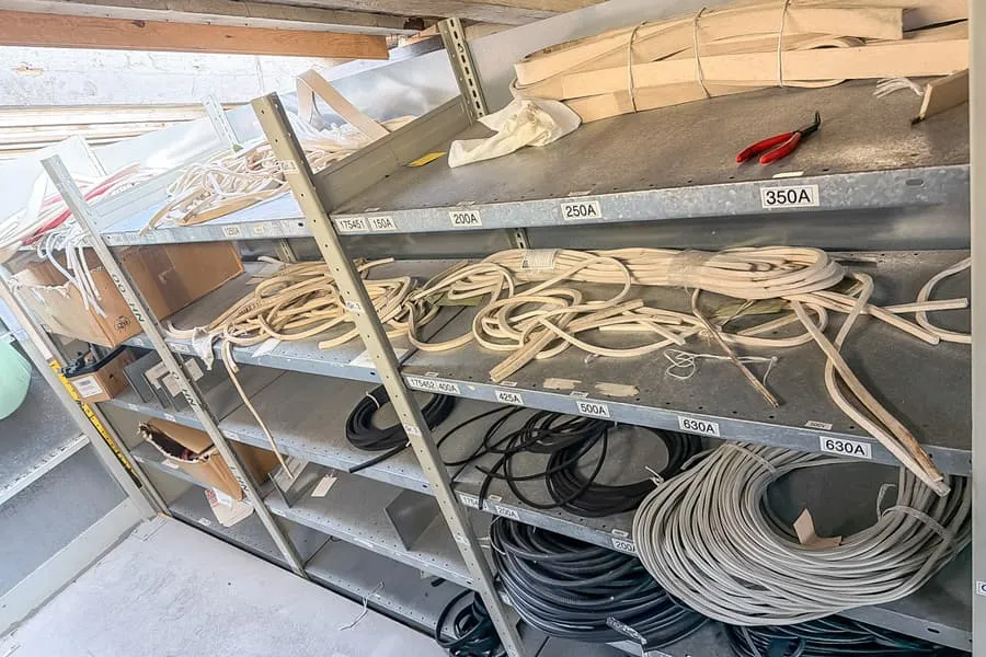 Inhoud van 3 stellingen: afdichtmiddelen