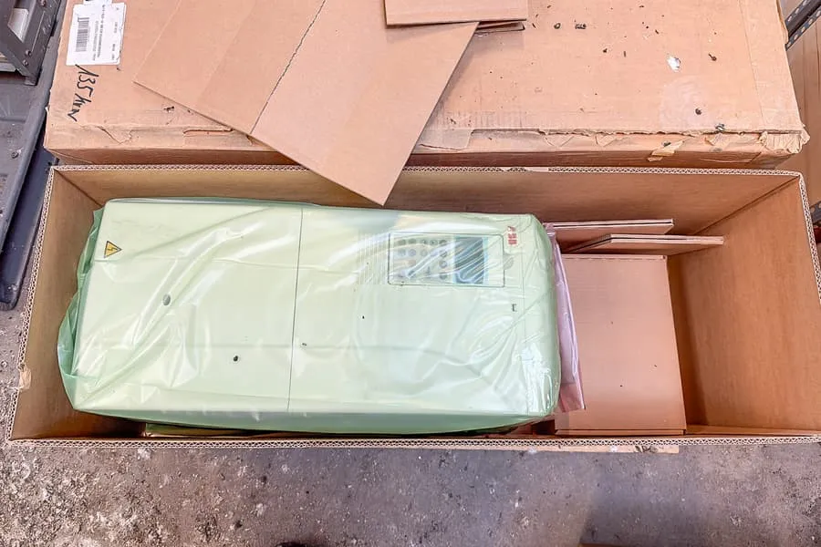 Frequency converter ABB ACS 800-01-0165