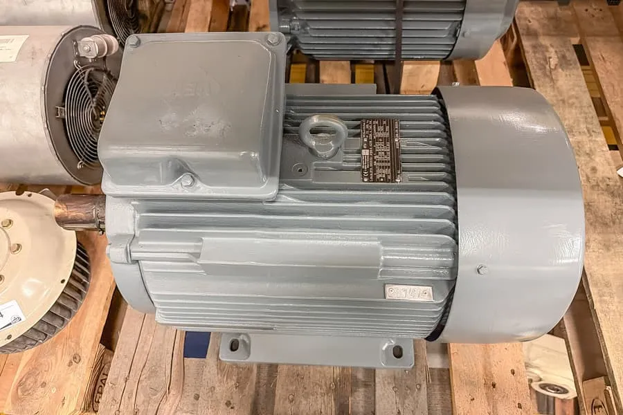 Three-phase motor VEM K21R 225M 4 TWS HW