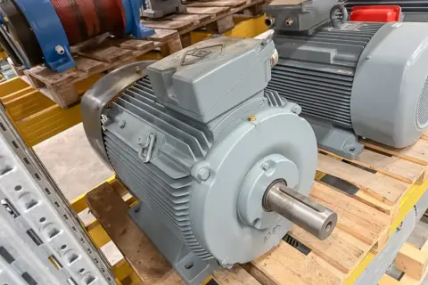 Низковольтный асинхронный двигатель VEM K21R 315S 4