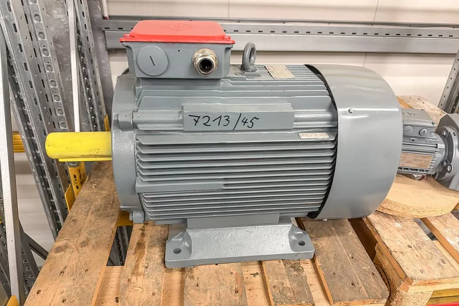 Elektromotor VEM K11R 225 M1