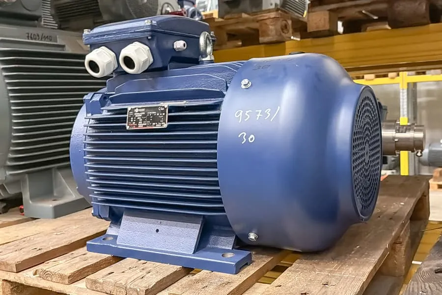 Asynchronní motor Focqet MF200LA-2