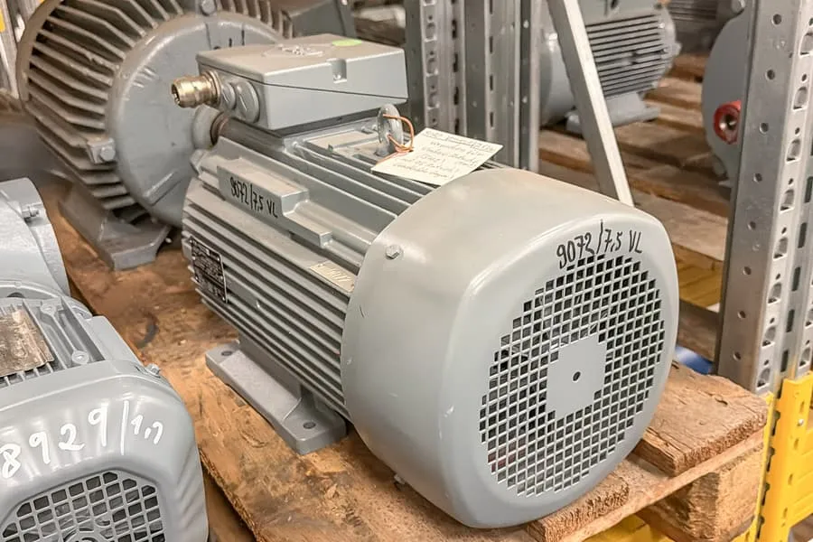 Elektromotor VEM IE3-W41R-132M 4
