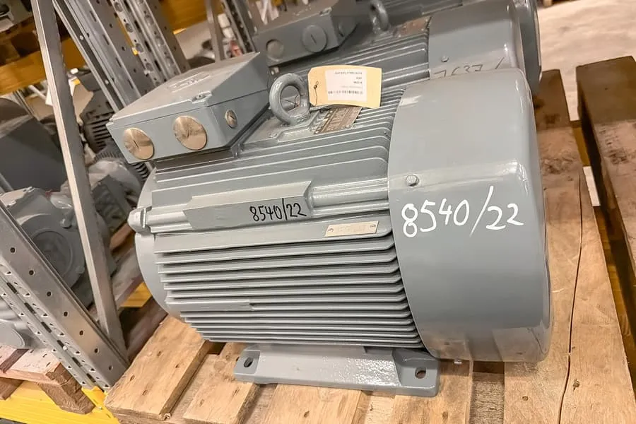 Elektromotor VEM 005 0H K21R 180L 4