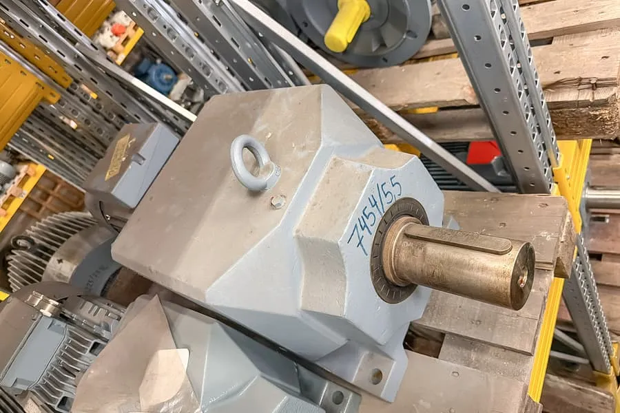 Electric gear motor KEB