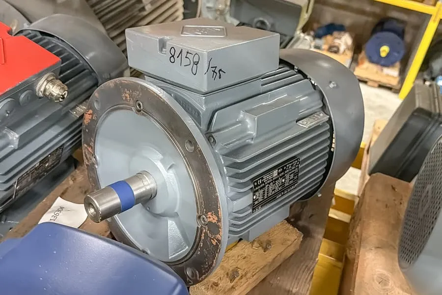 Elektromotor VEM 0232H K21R 132M 4