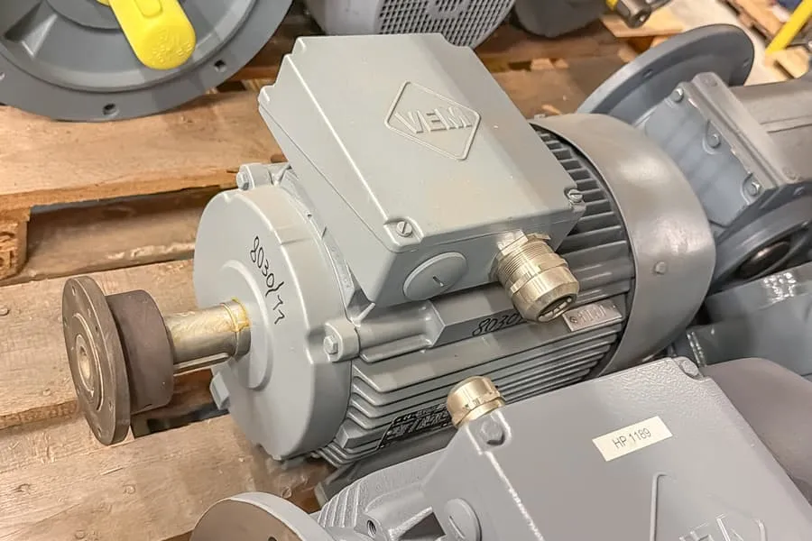 Elektromotor VEM IE3-W41R 200L 2 FD