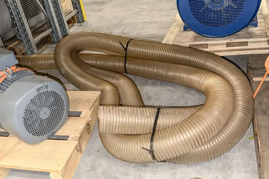 Tuyau en plastique