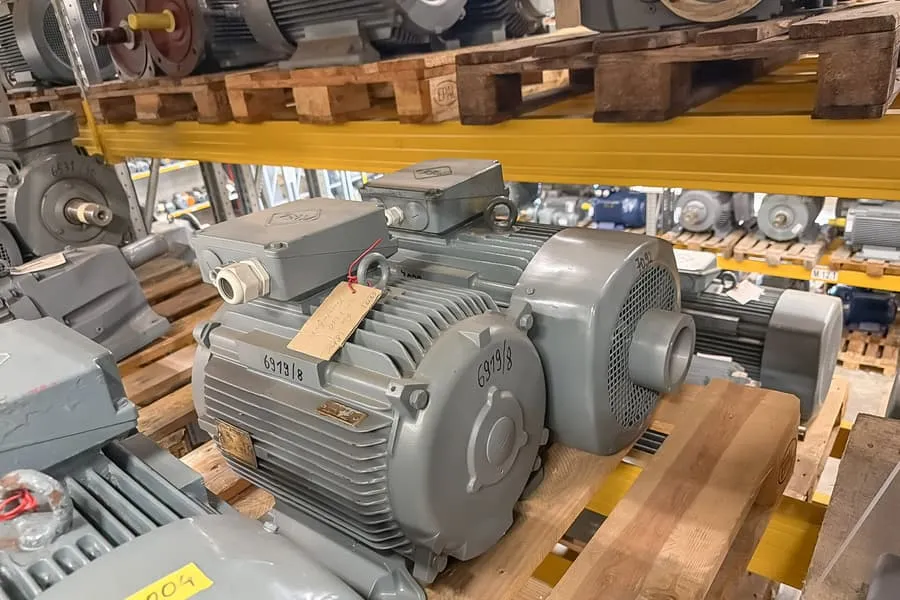 2 elektromotory Zoller 0066 H