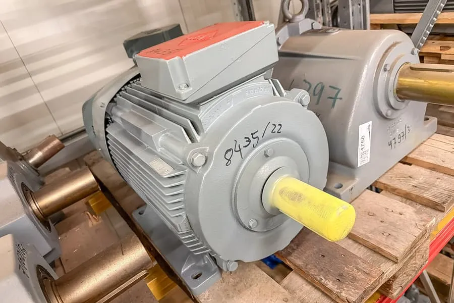 Elektromotor VEM 0004 K21 200LX6