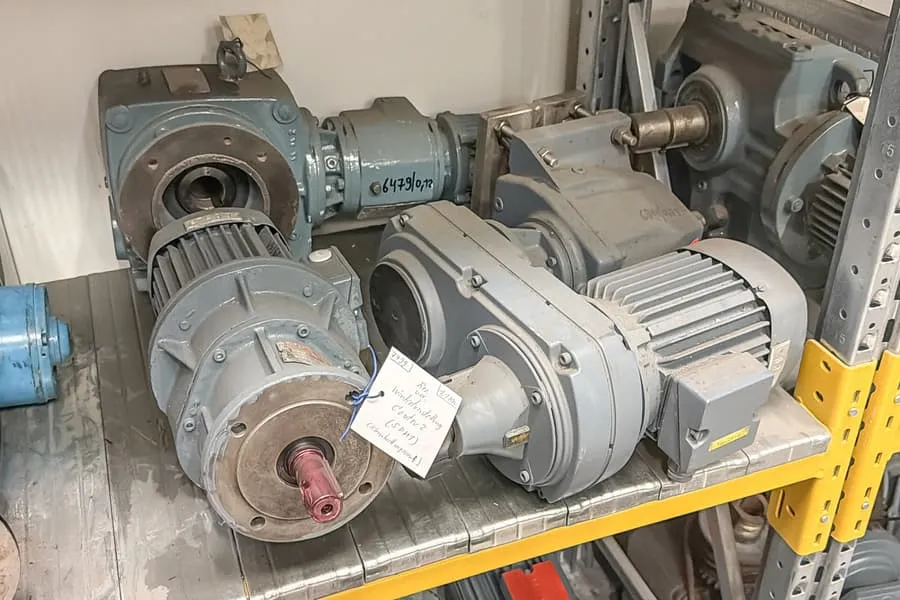 3 electric gear motors