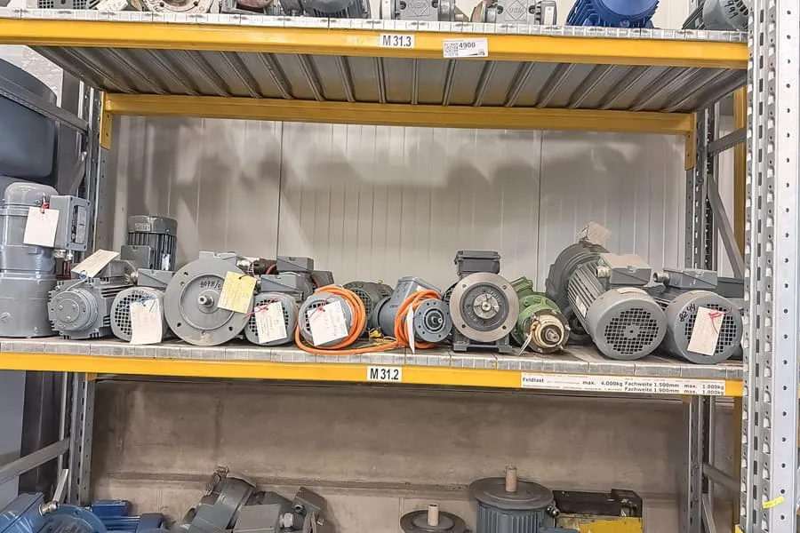 Obsah police: elektromotory